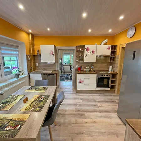 アパート Neu Kriesten *